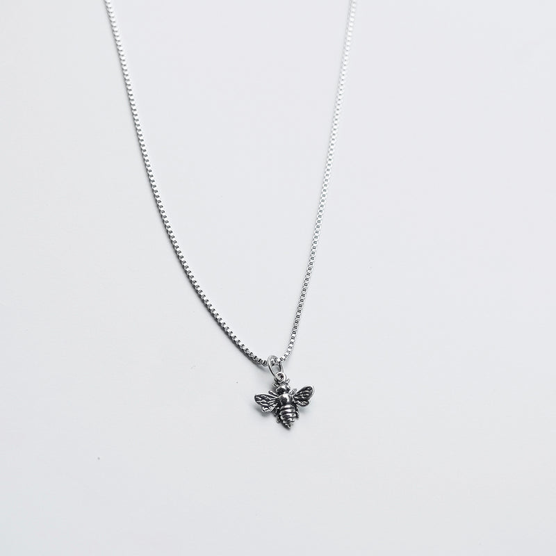 THE APIS NECKLACE