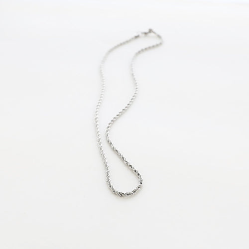 TWISTED ROPE CHAIN NECKLACE